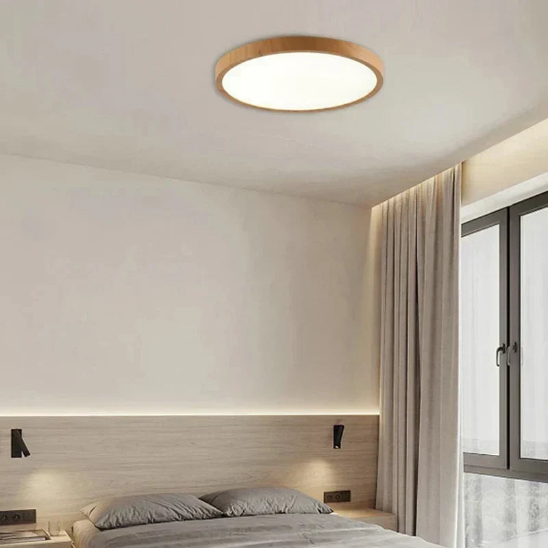 Ultradunne ronde plafondlamp van notenhout voor elegante, moderne ruimtes