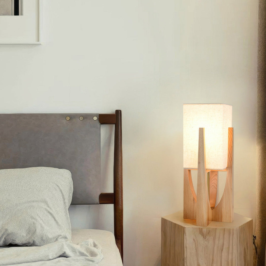 Vloerlamp in walnoothout | Minimalistisch en gezellig