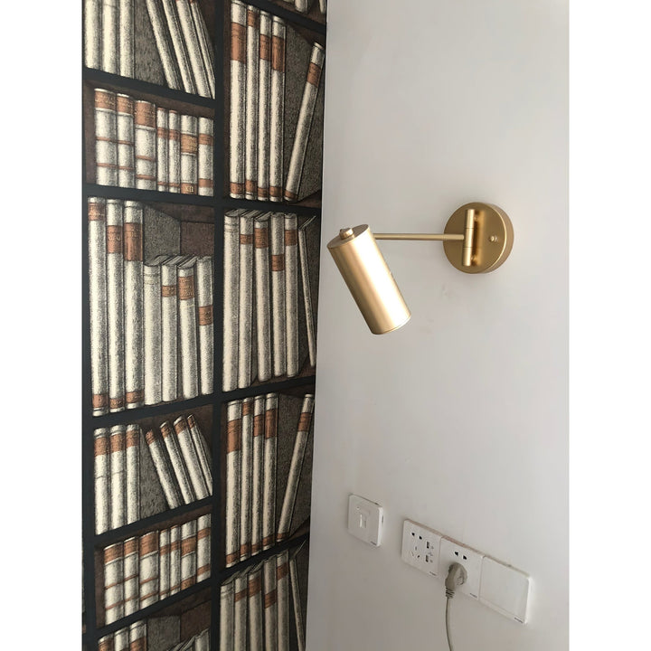 Wandlamp met zwenkarm en verstelbare kop als leeslamp