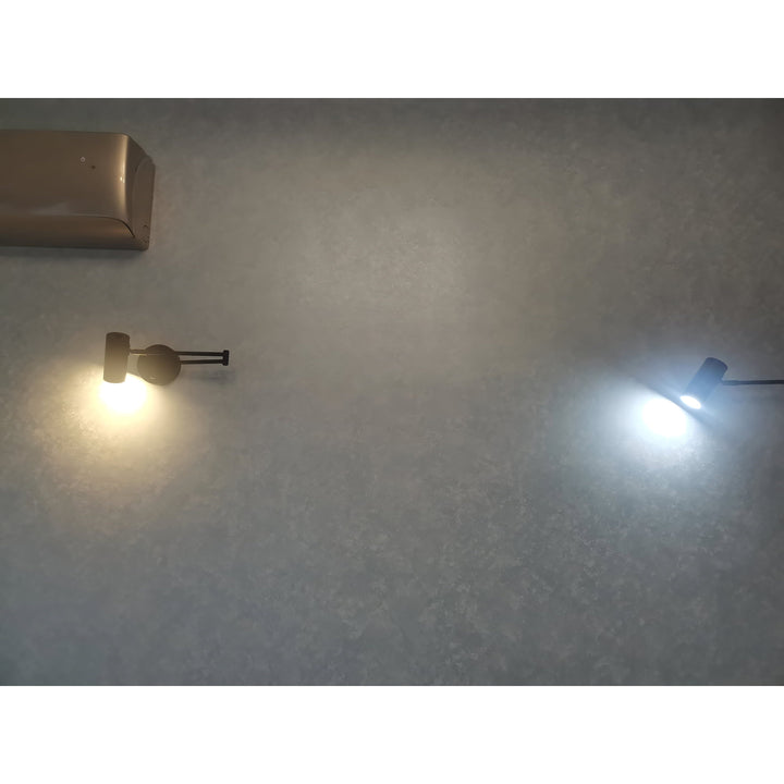 Wandlamp met zwenkarm en verstelbare kop als leeslamp