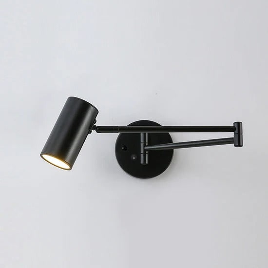 Wandlamp met zwenkarm en verstelbare kop als leeslamp