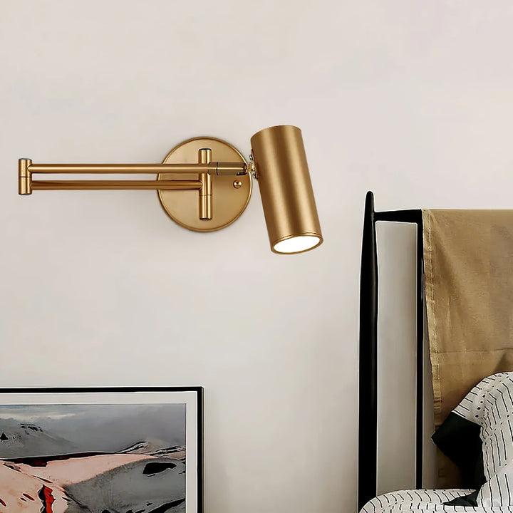 Wandlamp met zwenkarm en verstelbare kop als leeslamp