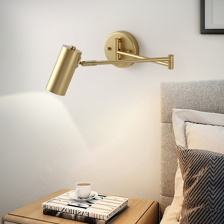Wandlamp met zwenkarm en verstelbare kop als leeslamp