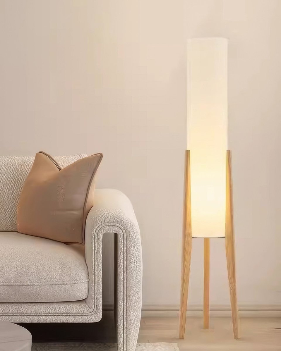 Vloerlamp van Notenhout - Lichte Kunst voor Elk Interieur