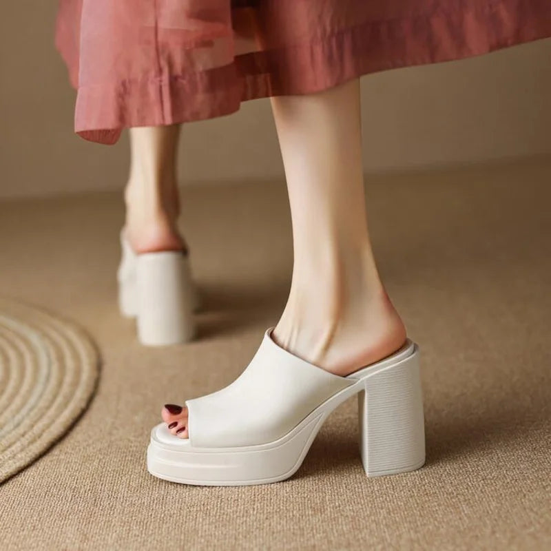 Dames leren platform muiltjes met peeptoe