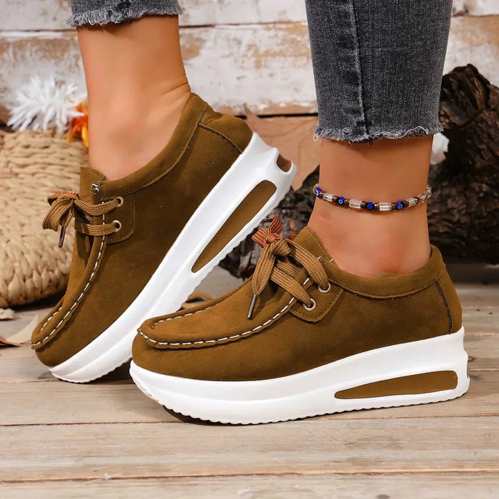 Suède platform veterschoenen met sneakerlook