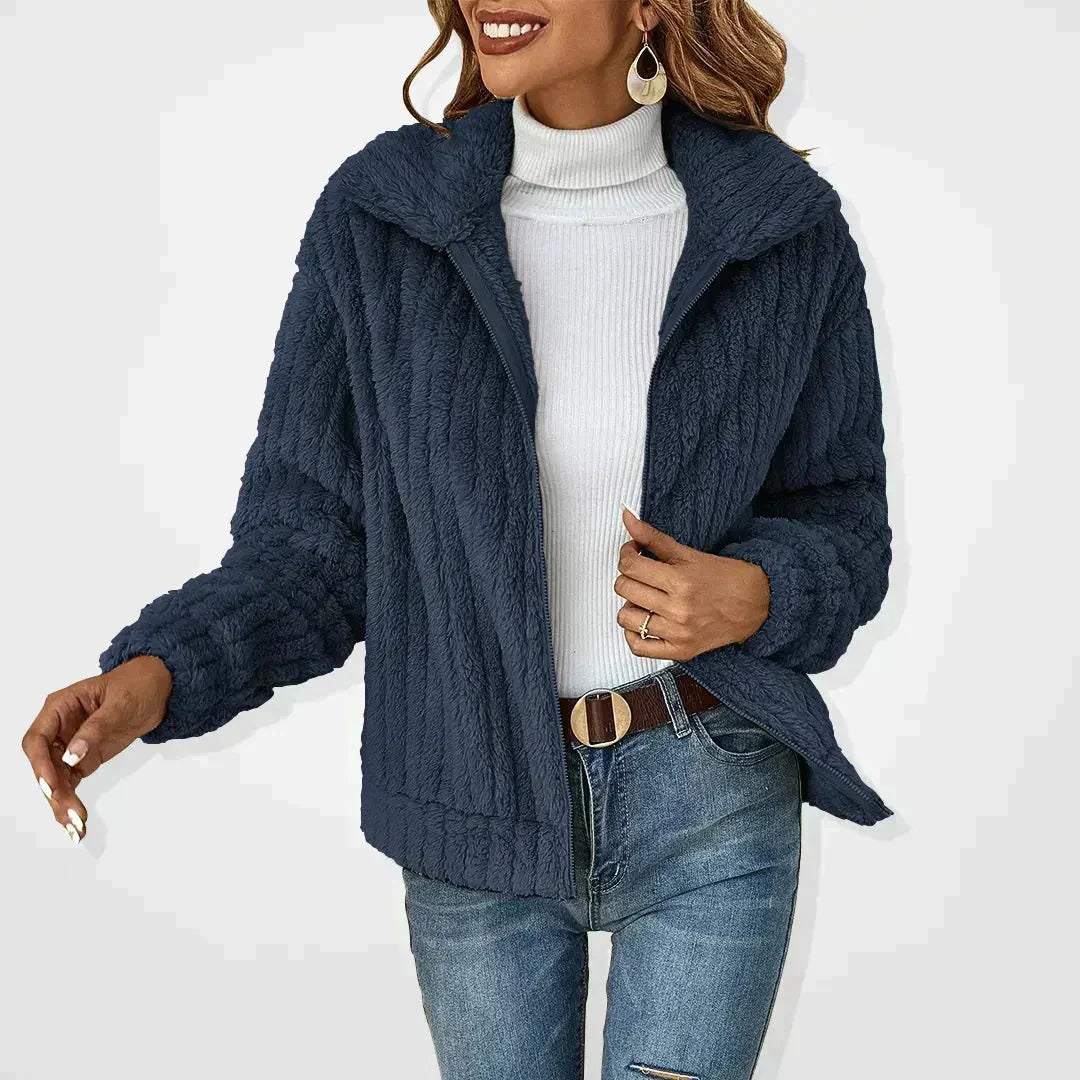 Zachte fleece jack met rits en brede kraag