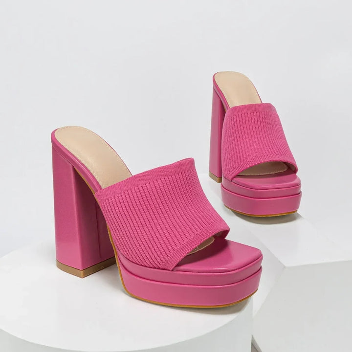 Gebreide platformsandalen met open teen en blokhak