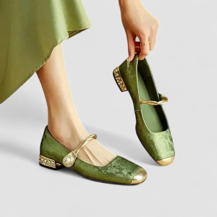 Gepatroonde Mary Jane-schoenen met gouden neus en blokhak