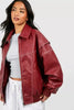 Oversized gewatteerd bomberjack met contraststiksel