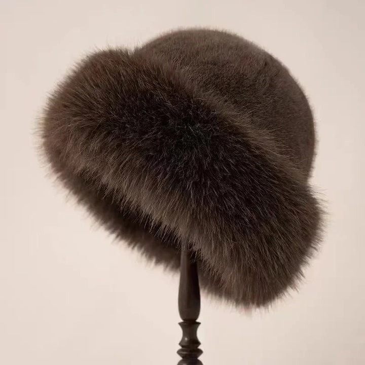 Faux fur winter muts met brede omgeslagen rand