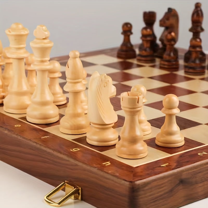 Houten schaakset met opklapbaar bord stukken en interne opbergvakken marmer